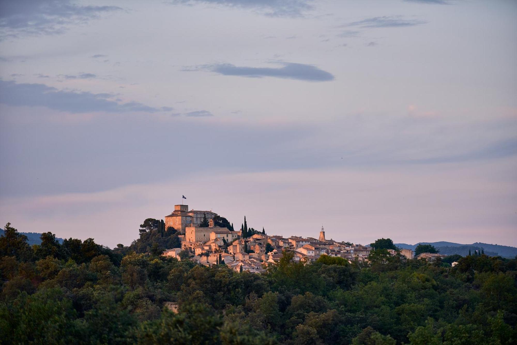 Domaine La Ferme Hi Bride Bed and Breakfast Villelaure Buitenkant foto