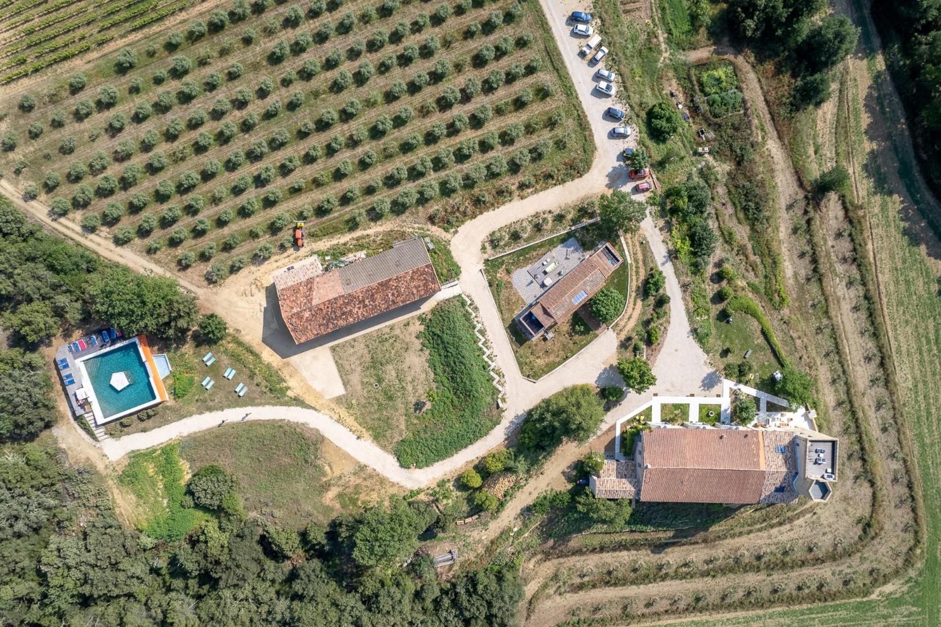 Domaine La Ferme Hi Bride Bed and Breakfast Villelaure Buitenkant foto